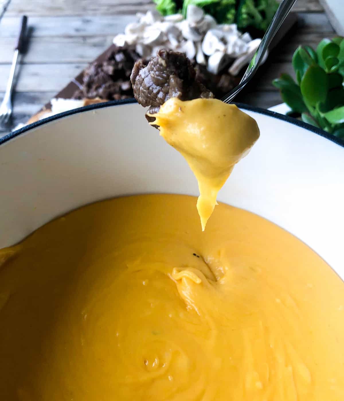 Garlic Cheddar Fondue